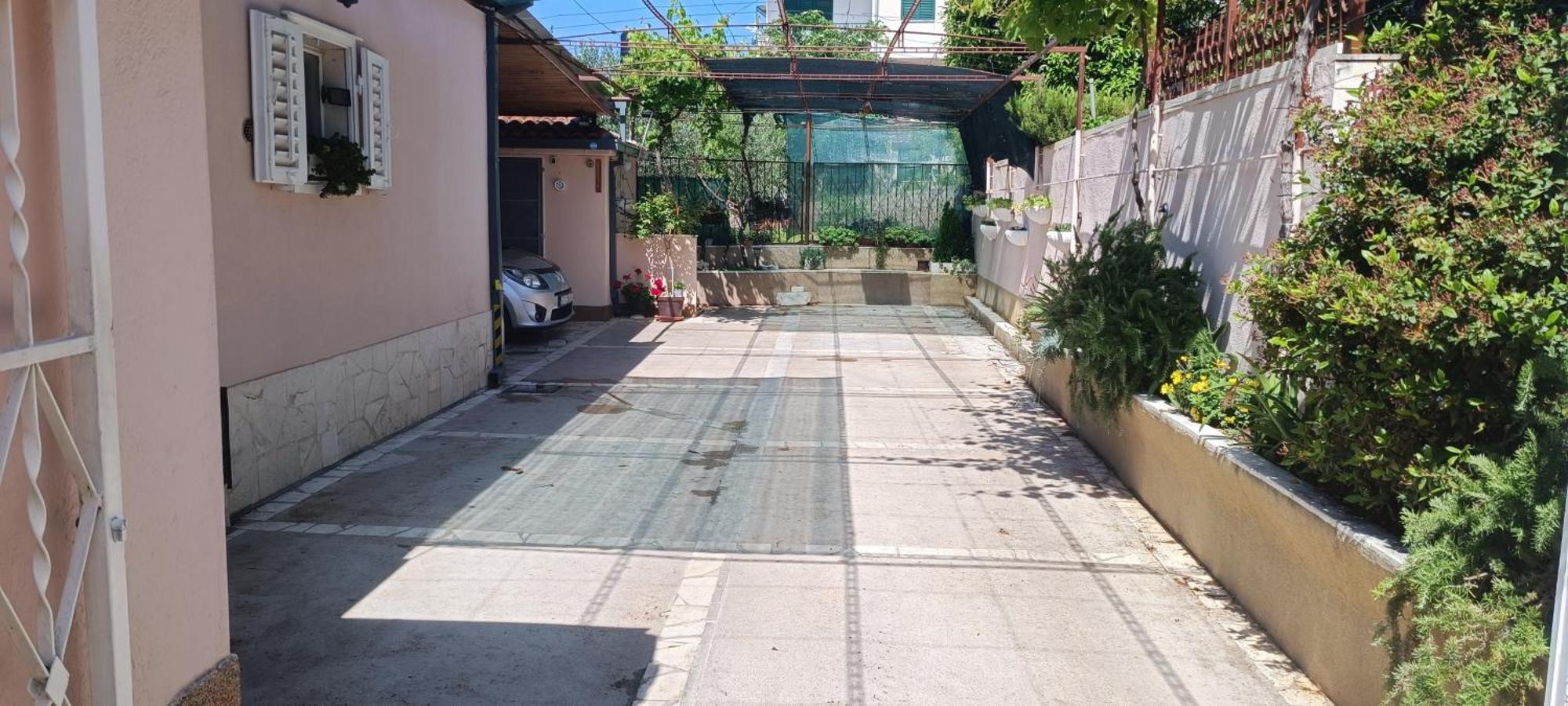 טרוגיר Studio Apartments Fabjanac מראה חיצוני תמונה