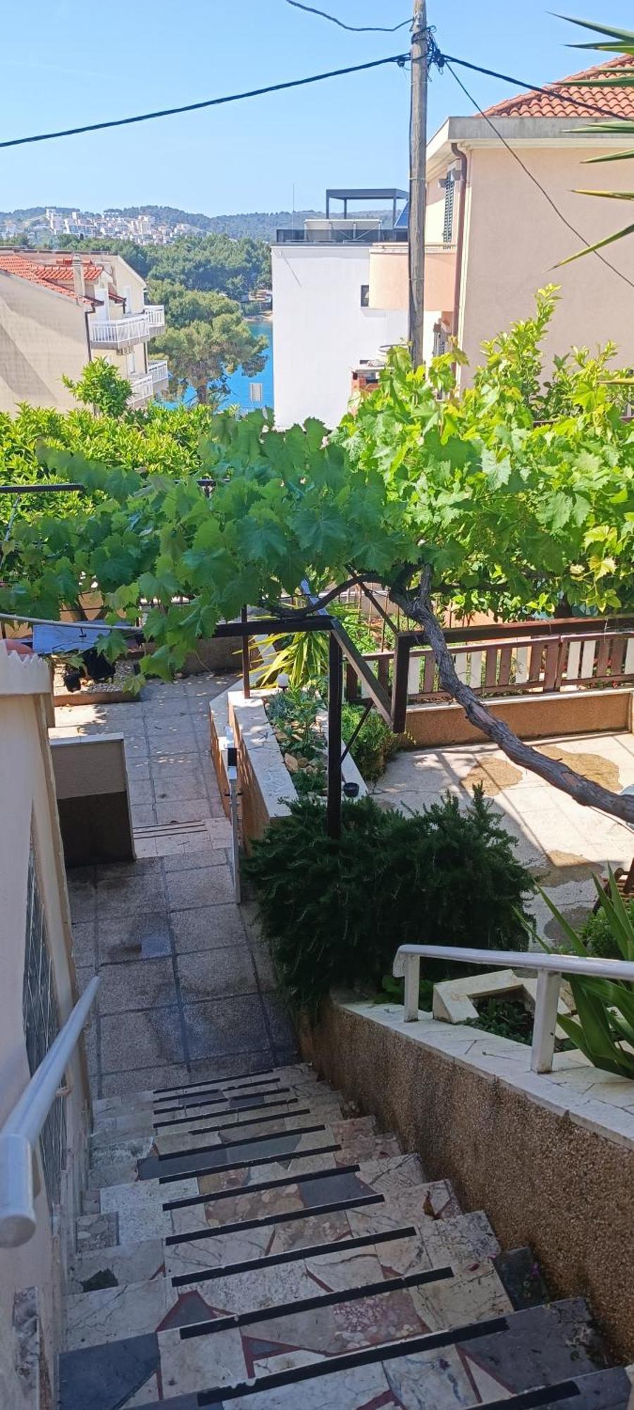 טרוגיר Studio Apartments Fabjanac מראה חיצוני תמונה